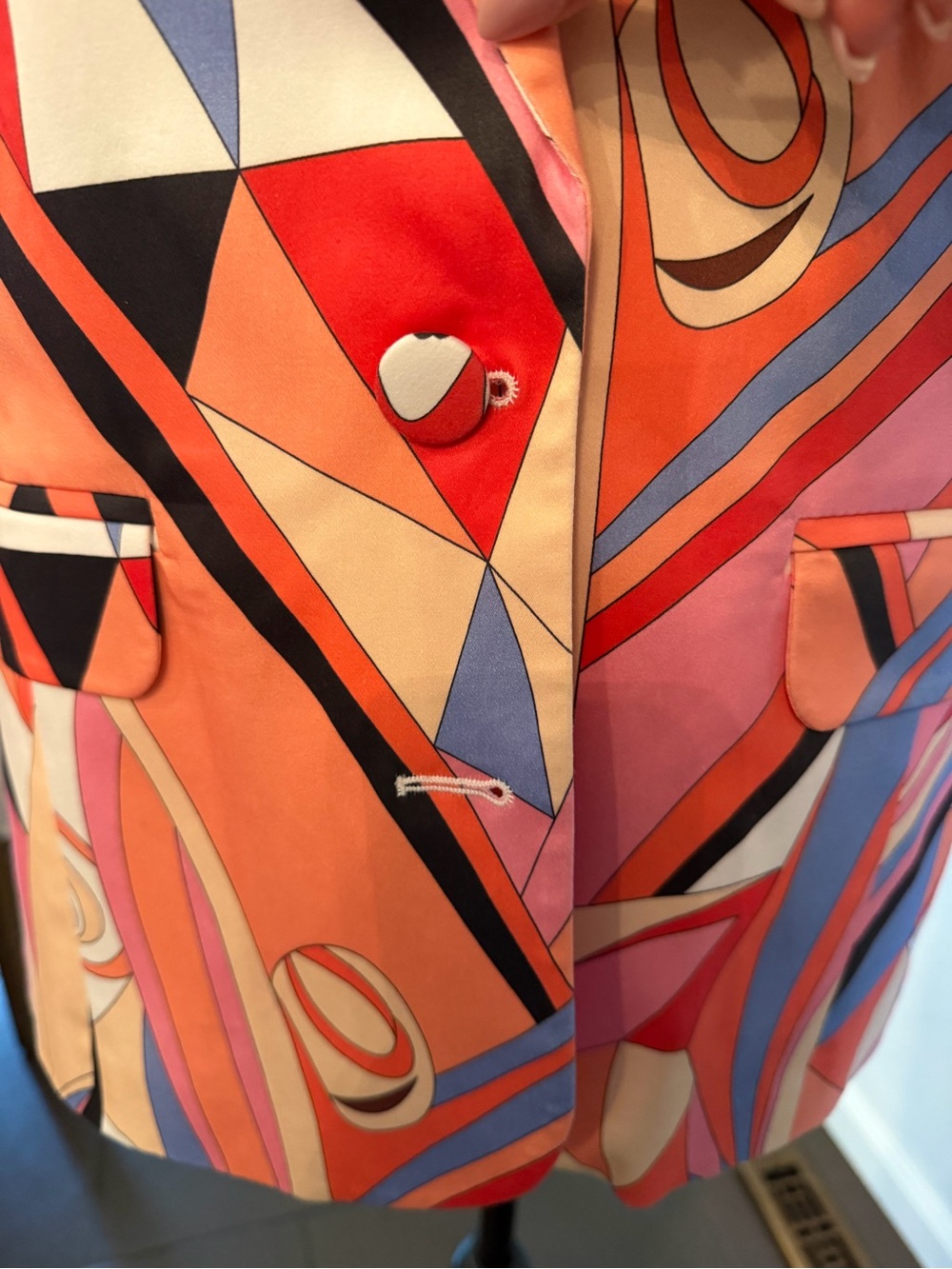 Women's Abstract Geo-Print Blazer in Coral Multi - Picture 2 of 3